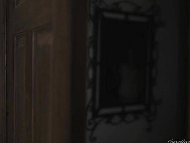 Chloe Cherry and Serene Siren steamy lesbian shower