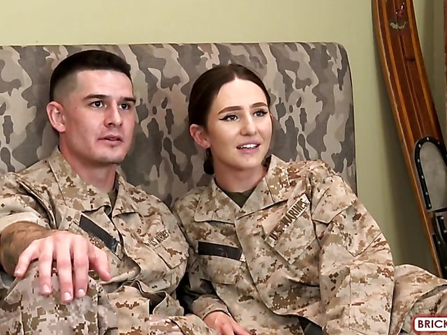 Kendra & Valentino - Real marine couple from San Diego having hot sex in bed