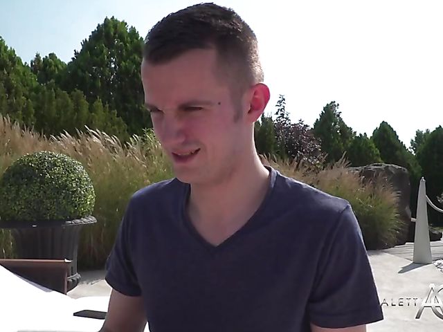 Busty bikini pornstar Aletta Ocean takes a cock outdoors