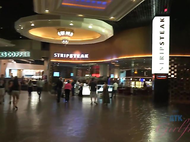 Hairy lesbian girlfriends Simone Delilah and Lara Brookes in Vegas