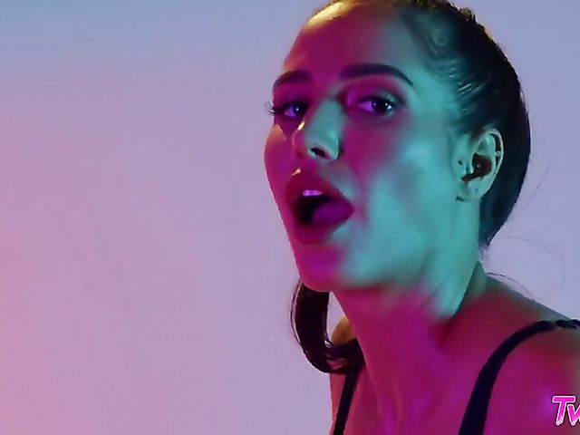 Big ass lesbian workout with Abella Danger and Desiree Dulce