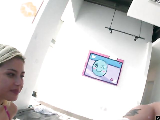 Juicy ass anal 3some with two bad girls Gia Paige and Penelope Reed