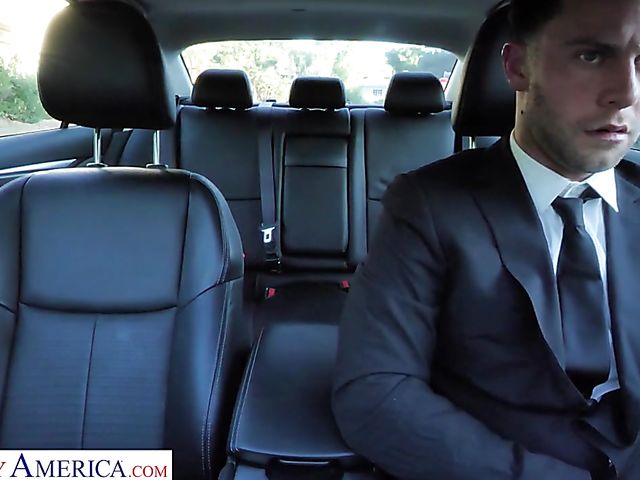 Driver Seth Gamble bangs big tits MILF Bianca Burke