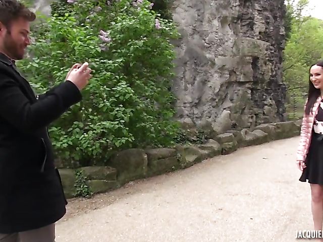 Anal skinny babe Lilu gets assfucked in Paris