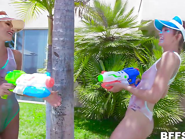 FFFM group sex party with Emma Hix, Alison Rey & Leah Winters