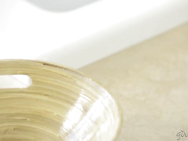 Arab sex and exotic nuru massage with slim Cadey Mercury