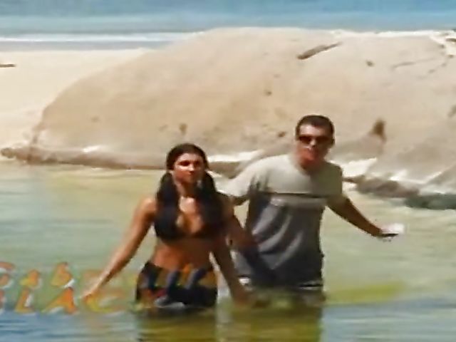 Classic softcore sex in nature with Yasmyne Fitzgerald