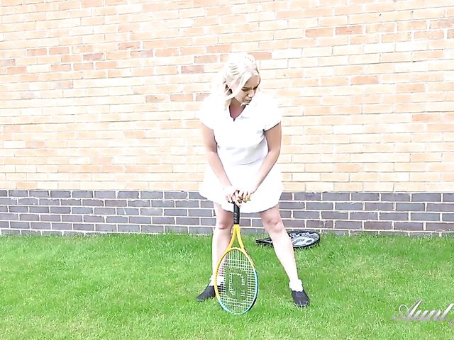 Blond MILF masturbation on the tennis court featuring Abi