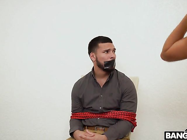 Interracial big ass worship and cuckold fuck with Havana Bleu