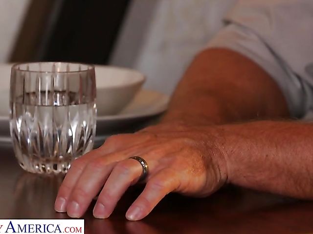 His daughter's friend Gabbie Carter has got nice tits