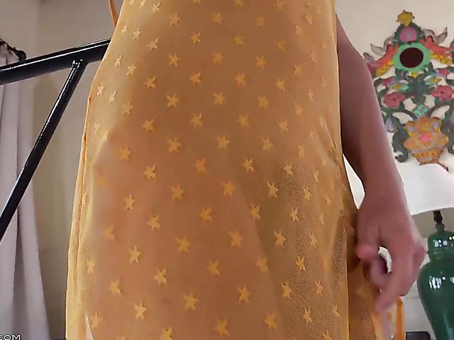 Pussy closeup with Khloe Kapri's dress off in Mexico