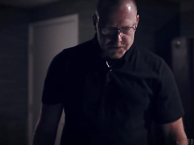 Sinful slut Ivy Lebelle gets ass fucked and makes couple watch