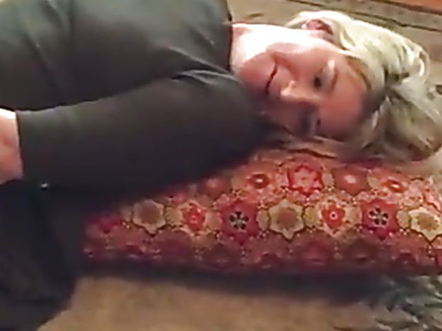 Amateur drunk wife sucking dicks for cum all over her face