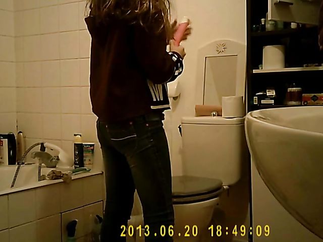 Skinny amateur masturbating in the bathroom
