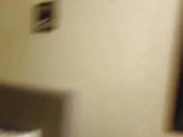 Amateur cuckold 3some and creampie eating