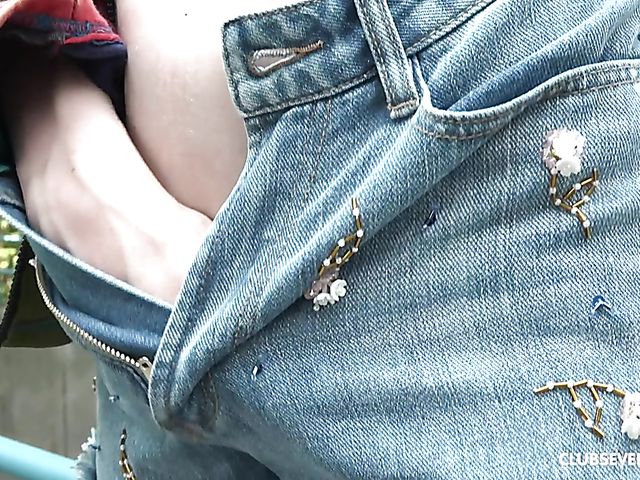 Public outdoor masturbation to music with Milena Devi