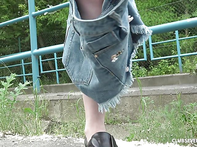 Public outdoor masturbation to music with Milena Devi