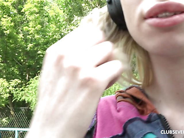 Public outdoor masturbation to music with Milena Devi