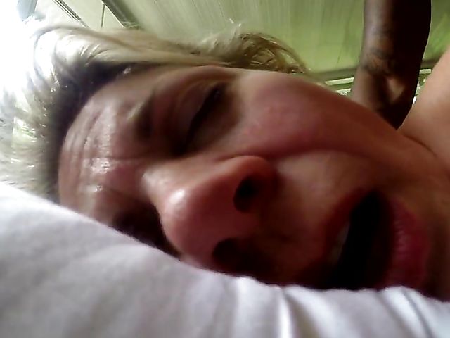 Amateur mom interracial sextape with her black lover