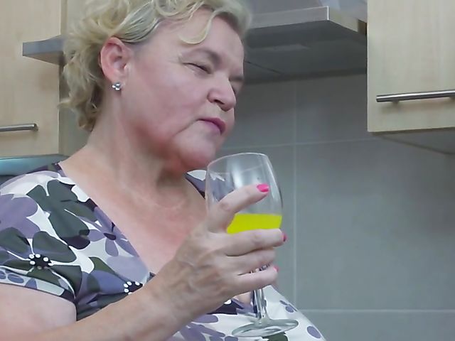 Fat granny Haline has sex with a horny boy in the kitchen