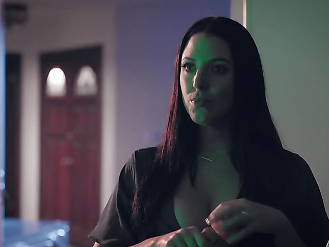 Big tits pornstar Angela White fucking hard again