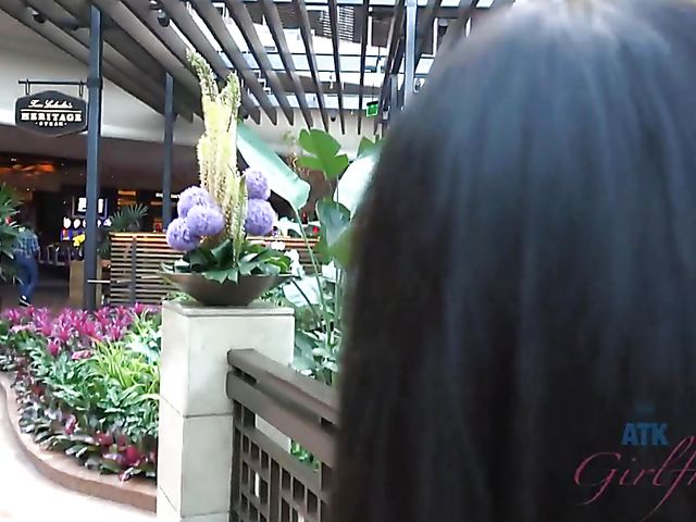 Nude wet brunette Gianna Nicole shaving pussy in the bathtub