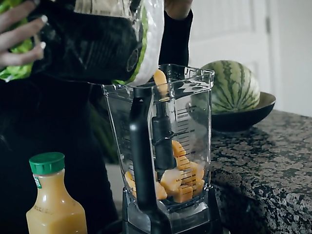 Hard kitchen fuck with flirty brunette Eliza Ibarra