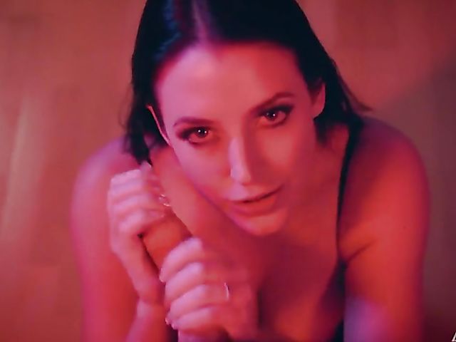 From 1-on-1 to group sex with Alina Lopez and Angela White