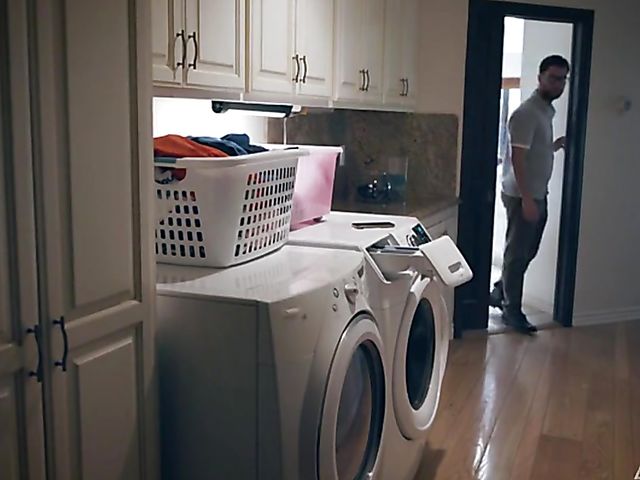 From 1-on-1 to group sex with Alina Lopez and Angela White