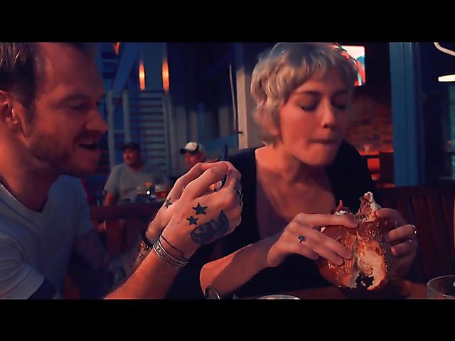 Behind the scenes of busty short hair blonde Skye Blue