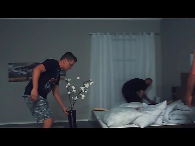 Behind the scenes of busty short hair blonde Skye Blue