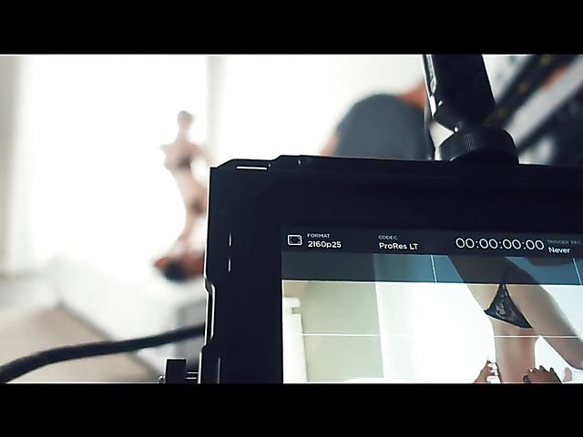 Behind the scenes of busty short hair blonde Skye Blue