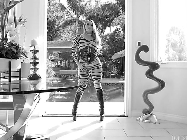 Big black cock anal with zebra babe in boots AJ Applegate and Dredd