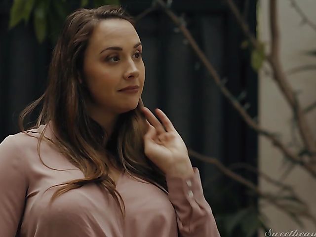 Pool girl Kenna James gets seduced by lesbian mom Chanel Preston