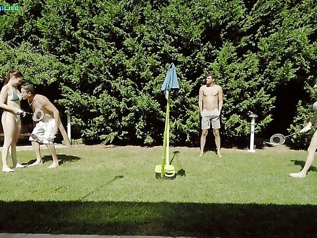 Nude sports and outdoor foursome with Antonia Sainz and Damaris X