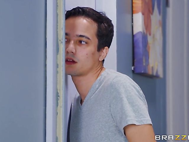 Black big booty anal massage for curvy Ms London from hot boy Ricky Spanish