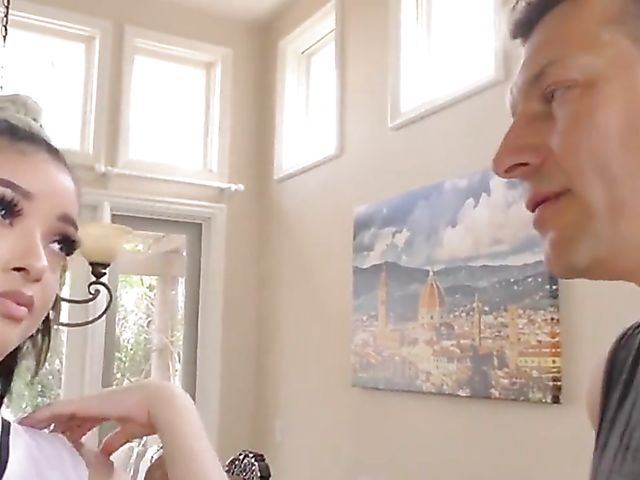 Teen cheerleader fuck action with Kiara Cole, Paisley Porter, Joseline Kelly and Scarlett Bloom