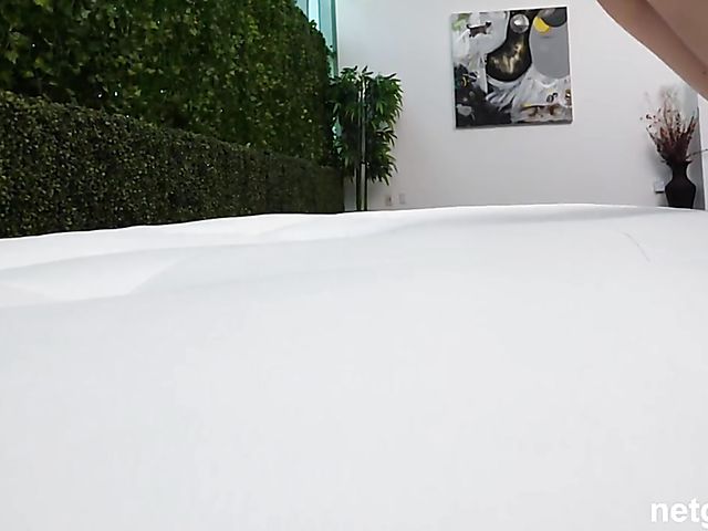 Bright hair girl with nice pierced tits Opal comes to do porn