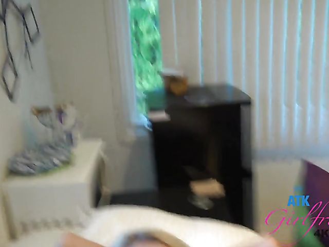 Barefoot blonde POV with slender girl Sky Pierce