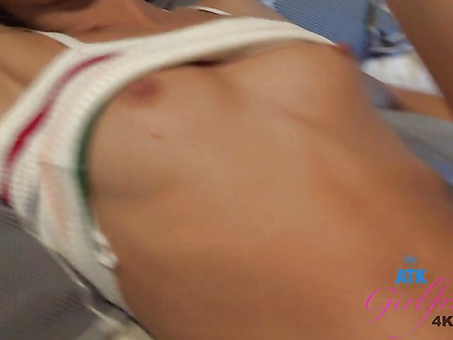 Barefoot blonde POV with slender girl Sky Pierce