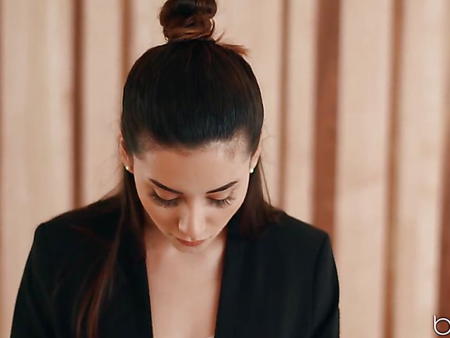 Brett Rossi stepmom threesome with exotic Aria Lee