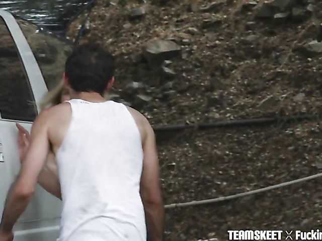 Teasing blonde with natural boobs Blair Williams seduces a car mechanic