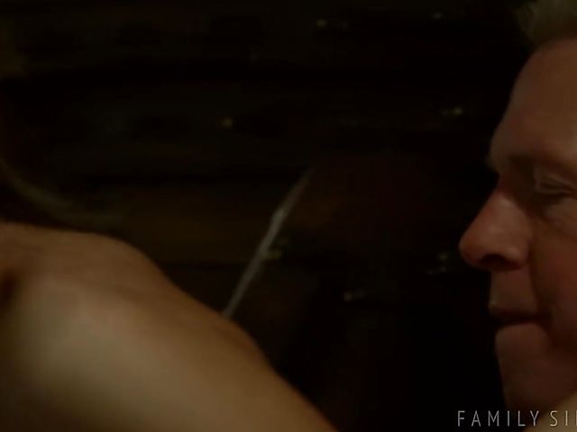 Teen daughter Vienna Rose blows and fucks and stepdaddy in the morning