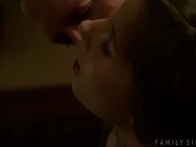 Teen daughter Vienna Rose blows and fucks and stepdaddy in the morning