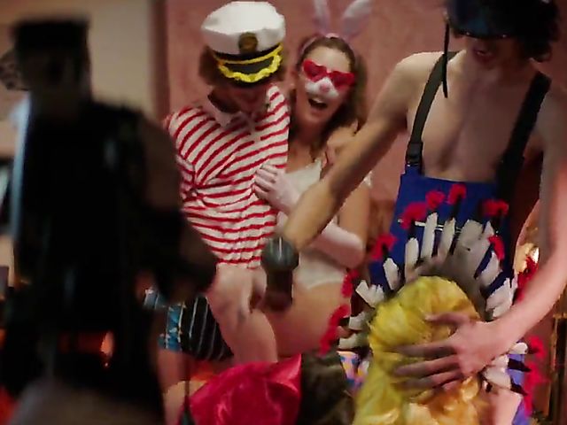 Mainstream sex scene and nudist lifestyle from dutch erotic movie Wij 2018