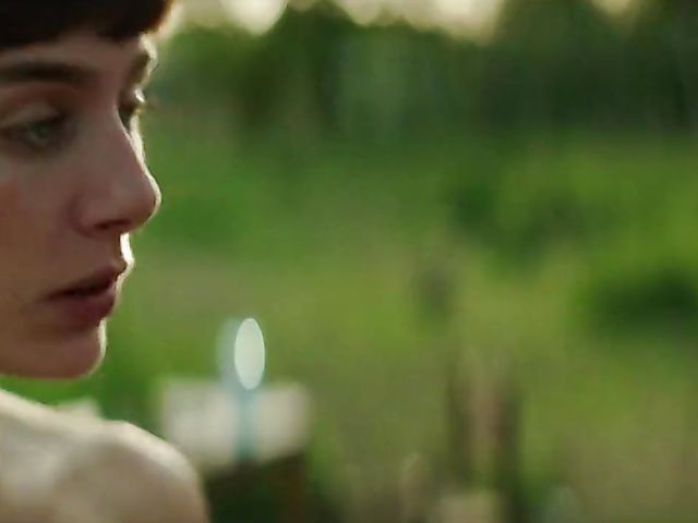 Mainstream sex scene and nudist lifestyle from dutch erotic movie Wij 2018