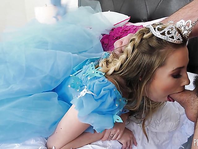 Dream cock for teen petite princess Carolina Sweets