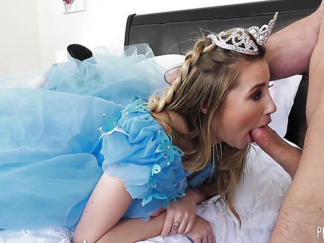 Dream cock for teen petite princess Carolina Sweets