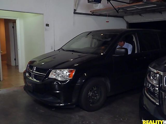 Latina babysitter Alina Lopez car fuck with an old guy for cash