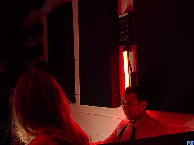 Audrey Hempburn - Teen hardcore fucked in the red light 